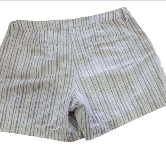 Old Navy size 6 white black stripped shorts - Picture 4 of 7